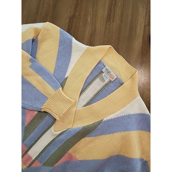 VTG Izod Club 80s Pop Art Sweater Blue Pink Yellow V-Neck Women’s Large - Picture 1 of 7